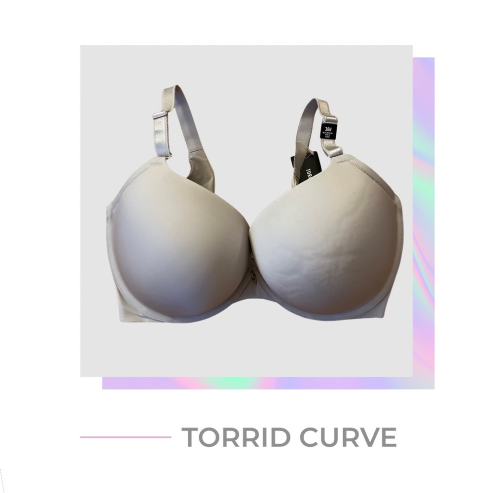 Women’s 360 Degree Back Smoothing Push-Up Plunge Bra